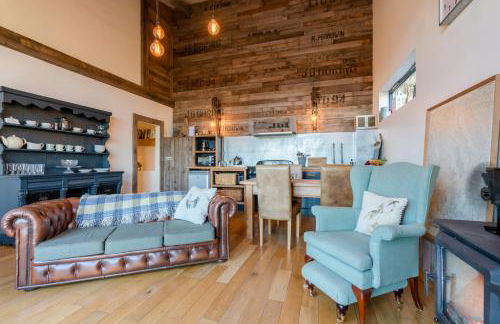 Outshot Barn - Photo 9