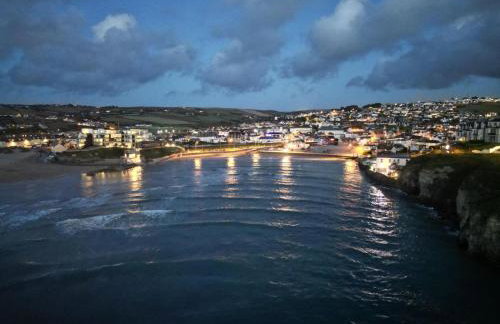 Valley View with a luxurious hot tub - Foto 8