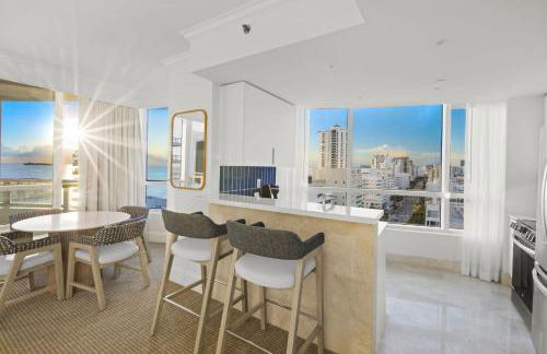 Fontainebleau Hotel Ocean View Fits 6! 1 BED/2 BA - Photo 8