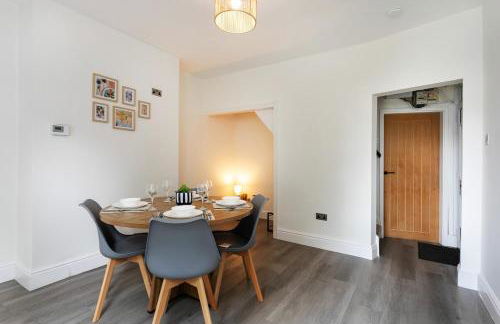 Contractors Stay - Free Parking - Fast WiFi - Sleeps 4 - Foto 7