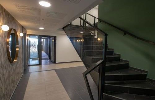 Appartement climatisé les pieds dans l'eau pour 6 personnes avec 1 suite parentale, 1 chambre double et 1 mini chambre Piscine sur le toit clim garage - Foto 77