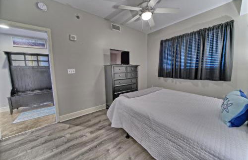 OCEAN FRONT CONDO w INCREDIBLE VIEWS - Photo 21