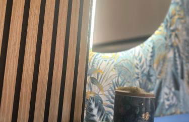 Apartment 11 - Photo 12