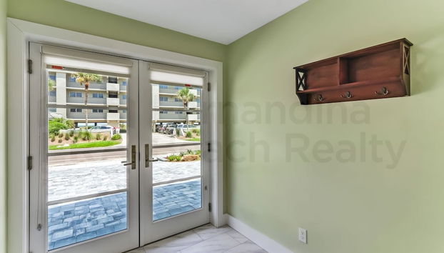 391 South Fletcher 7 Bedroom Home by RedAwning - Foto 2, Entrada interior