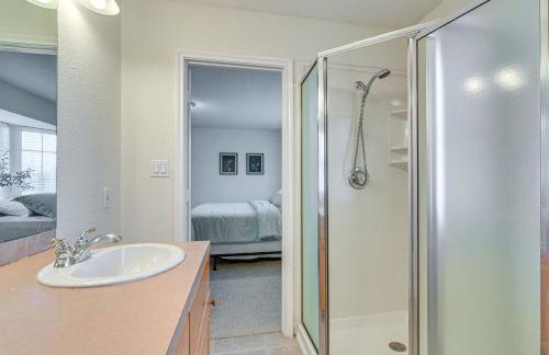 Downtown Kemah Rental about 3 Blocks to Boardwalk! - Foto 13