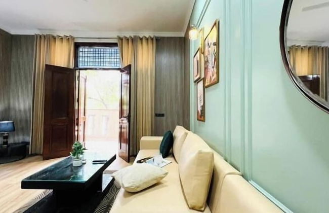 BluO Awesome 1BHK DLF Galleria Market ,Gym TT - Foto 10