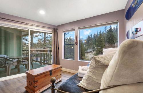 Ski In, Ski Out! 3 BDR Steps From Stagecoach Lift - Photo 7