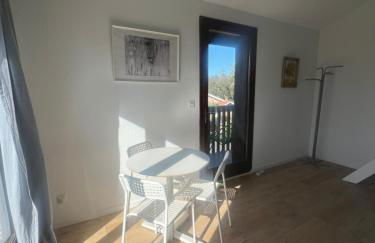 Lovely studio perfect for couples close to beach - Foto 13