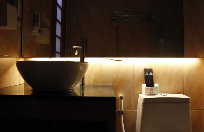 Premium Studio Room @ Tamansari La Grande Apartment - Foto 15