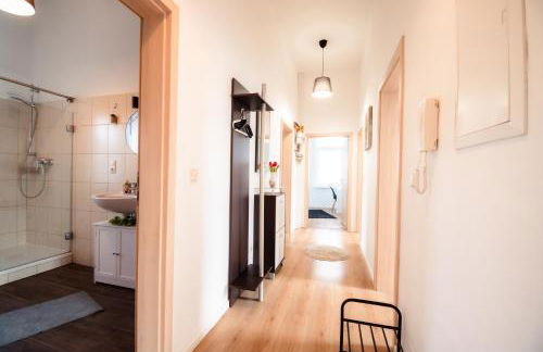 Evelyns Apartment, nahe der Therme und dem Zentrum, privat Parkplatz, Balkon, Highspeed-WLAN - Photo 22