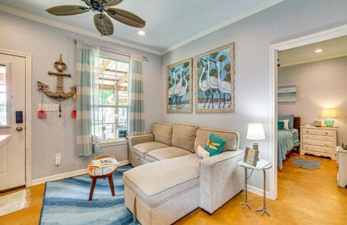 Pet-Friendly Lakefront Getaway with Hot Tub! - Foto 4