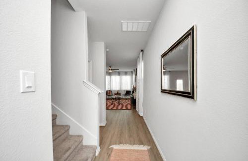 3BR Corporate & Family Getaway Near katy Mills - Foto 17