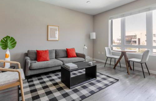 Blueground Santa Clara pool nr Central Park SFO-1933 - Photo 1