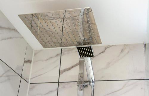 She's Electric - Foto 15