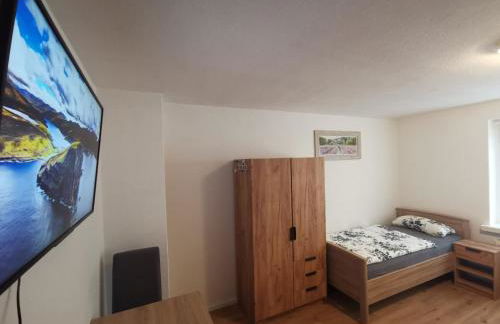 Schönes Apartment für Reisende und Berufstätige - Foto 2