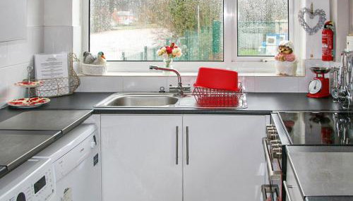 Chainbridge Cottage - Photo 5