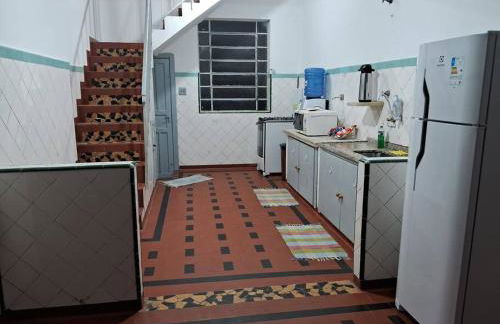 Linda Casa para grupo/ 1km da Expo SP /500m metrô - Foto 9