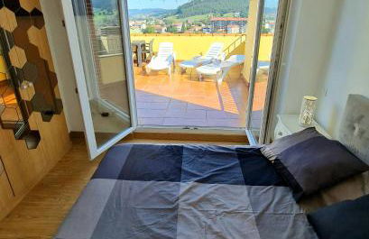 Luminoso apartamento con gran terraza - Foto 15