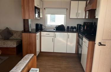 Beautiful , spacious two bedroom caravan home - Foto 2