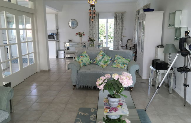 Sunset Villa - Photo 5