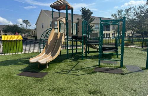 Family stay Near Disney - Foto 26