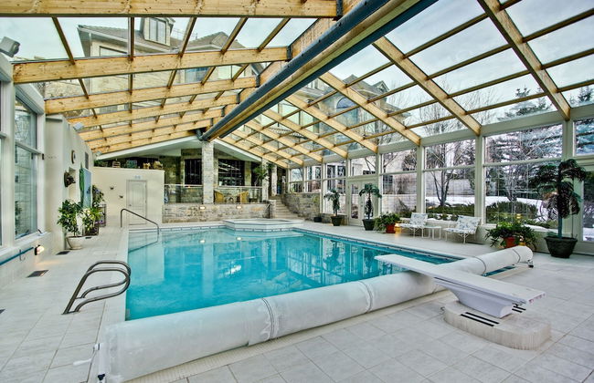 Ghost Lake Manor House - Foto 15