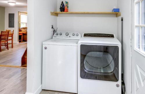 Charming Watkins Glen Home with Yard! - Foto 18