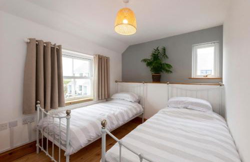 Stylish Cottage - Walk to Beach & Pubs & Fast WiFi - Foto 13