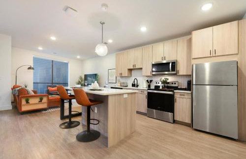 LUX Studio King Bed Free Parking Gym New - Foto 5