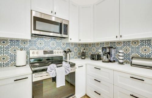 BBQ Ready Retreat with Pool Access in Palm Harbor - Foto 10