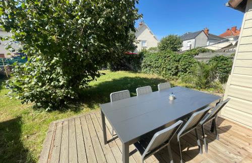 LES PINS - 24 Heures du Mans - Foto 6