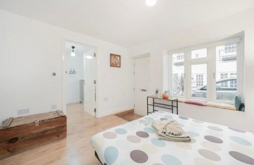 Modern one bedroom flat in Central London - Photo 17