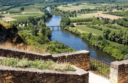 Bungalow in France with Private Garden - Foto 27