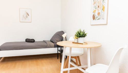 CosyHomes24 - TOP traffic connection and balcony - UN02a - Foto 1