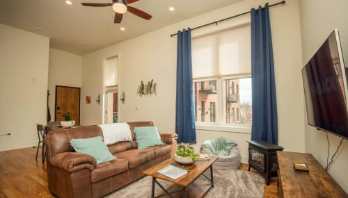 Cooper Corner -OldCity-SelfCheckIn- - Foto 4