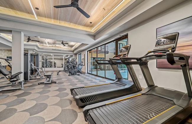 Boho Soco 1BR Queen Suite w Gympickleballlaundry - Foto 20