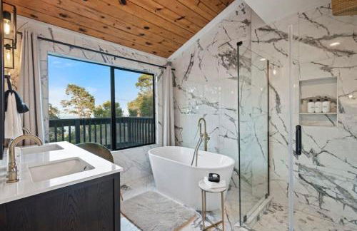 Marbella Lane - 3BR Penthouse Executive Suite, SFO, Parking - Foto 116