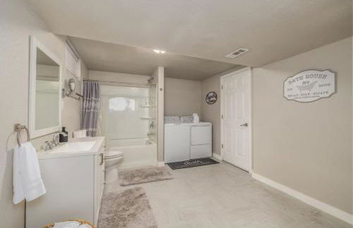 Tribe and Vibe In Downtown CDA Modern Comfort And Fun For You And Your Crew, Just Steps From Downtown - Foto 18