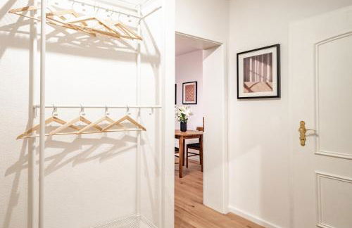 Nauen Stay for 4 Guests - Parking included - Foto 18