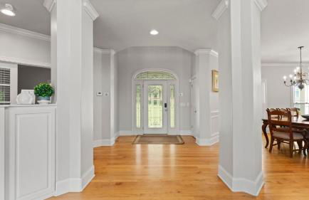 Lakefront 6bdr, Priv Dock, Game Room, Firepit Jake's Lake House by Avantstay - Foto 44