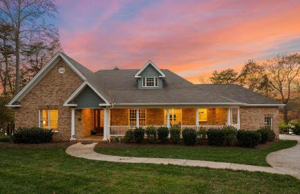 Sunset Pointe by Avantstay Waterfront, Beach, Fire Pit Sleeps 14 5bdr 4BA - Foto 100