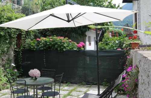 Bellano Cottage - With Private Garden and Garage - Foto 69