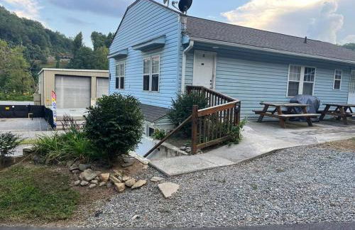 The Fishing Hole #4 Near Town - Foto 36