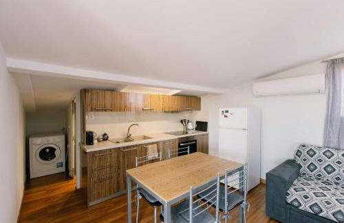 Ste's house at Macedonia Airport - Photo 37