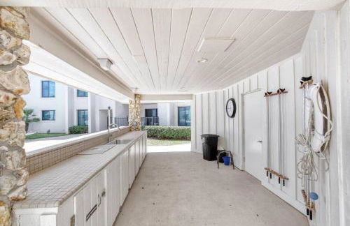 Dont Worry Beach Happy - Photo 36