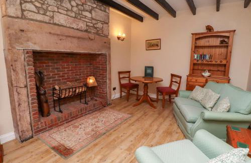 Rose Cottage - Photo 3