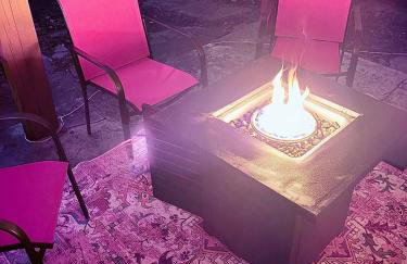 Pinksburgh pet-friendly by Strip, stadium, skyline - Foto 10