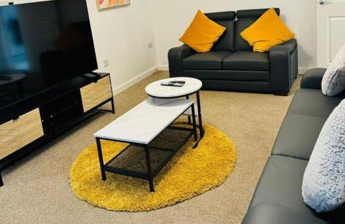 House - Sleeps 8 - Parking - Garden - Foto 12