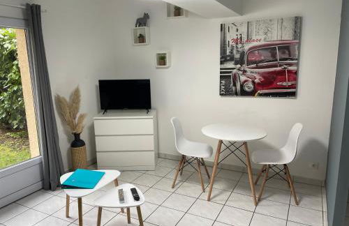 Le First Auversois charmant studio avec jardinet - Foto 7