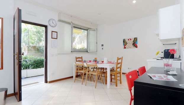 Alessia e Calliope - Foto 2, Zona de estar del vestíbulo